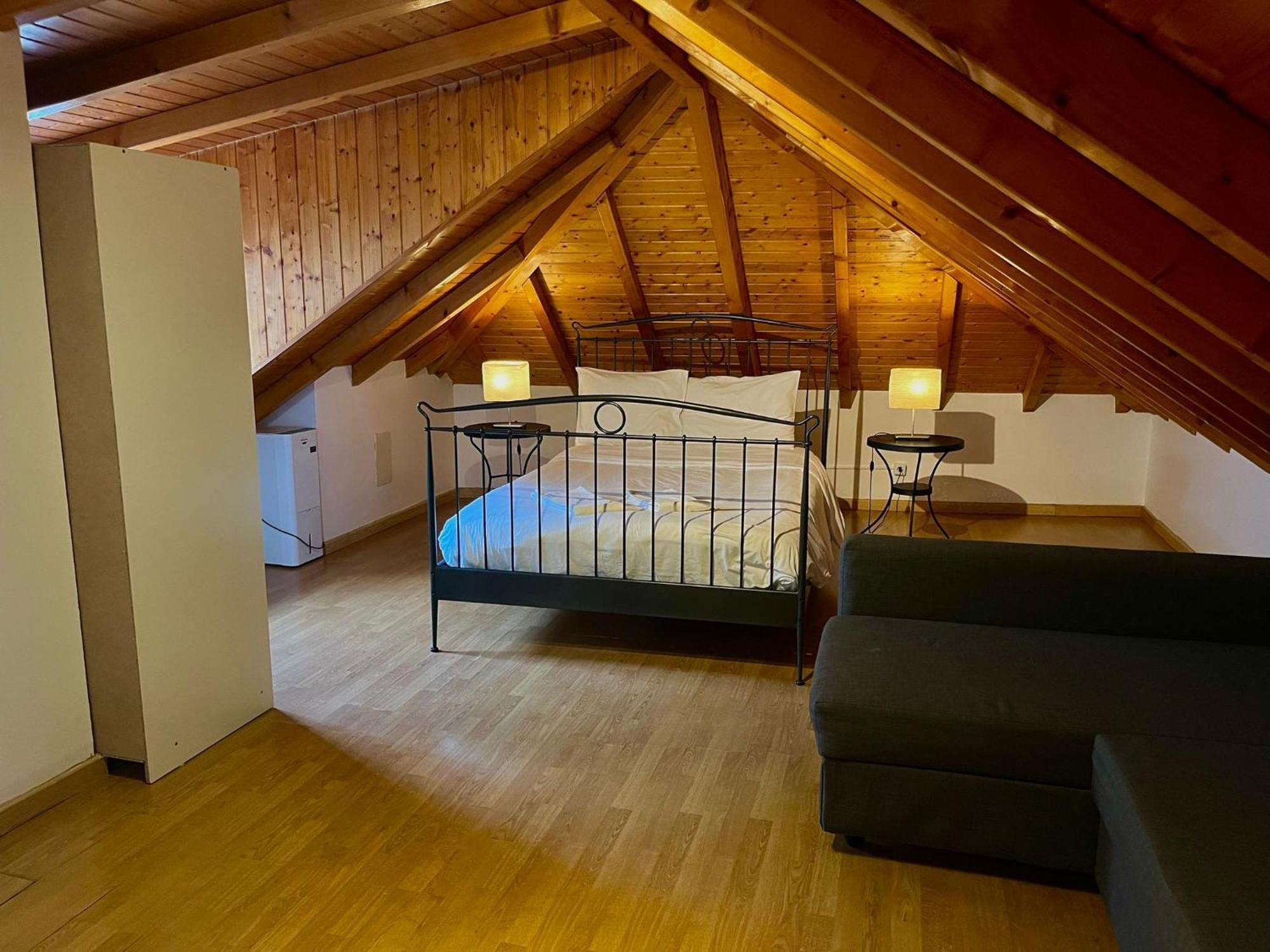 Travessa da Madalena - 2 Bedroom Apartment Lisbona Esterno foto