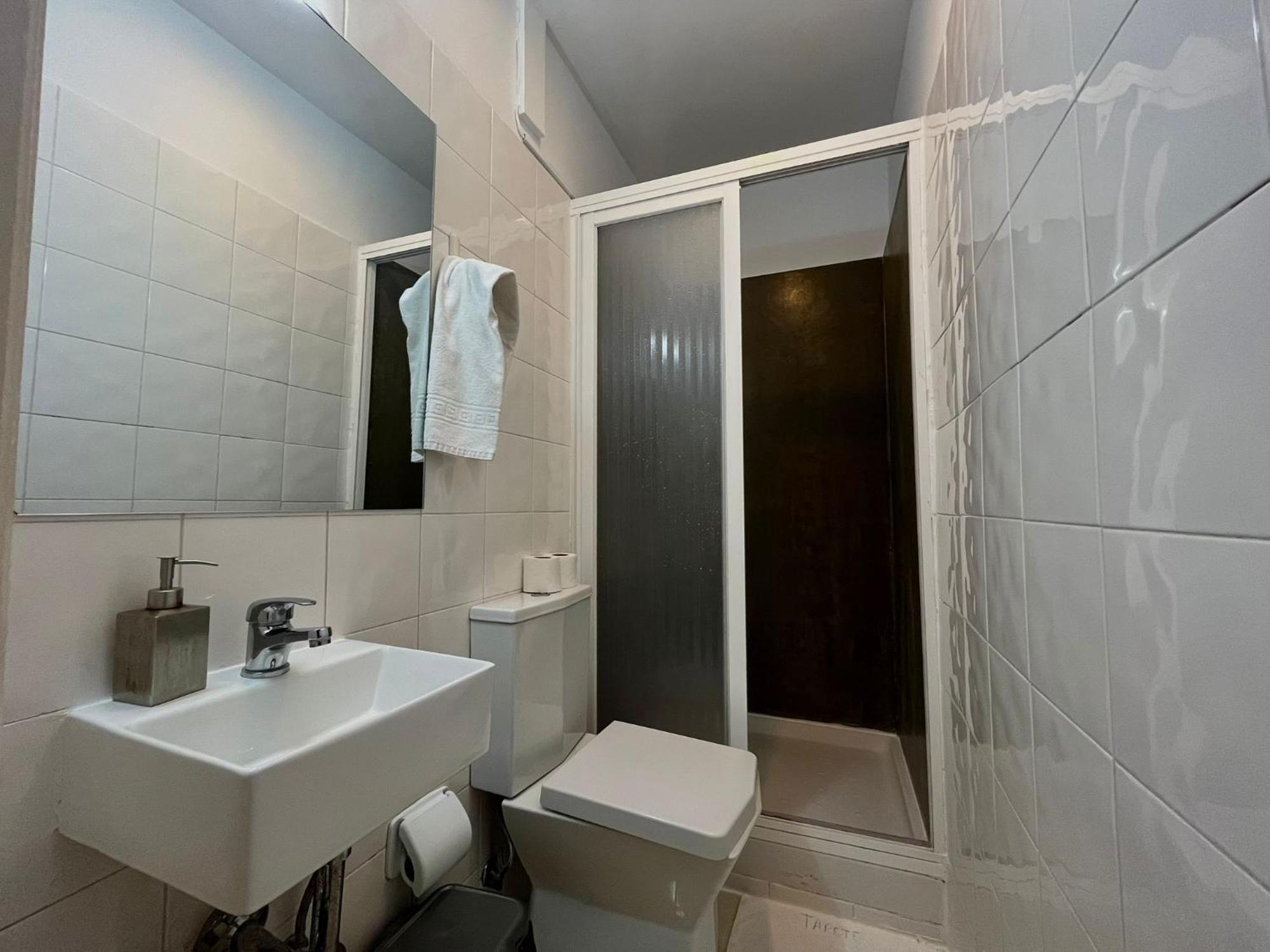 Travessa da Madalena - 2 Bedroom Apartment Lisbona Esterno foto