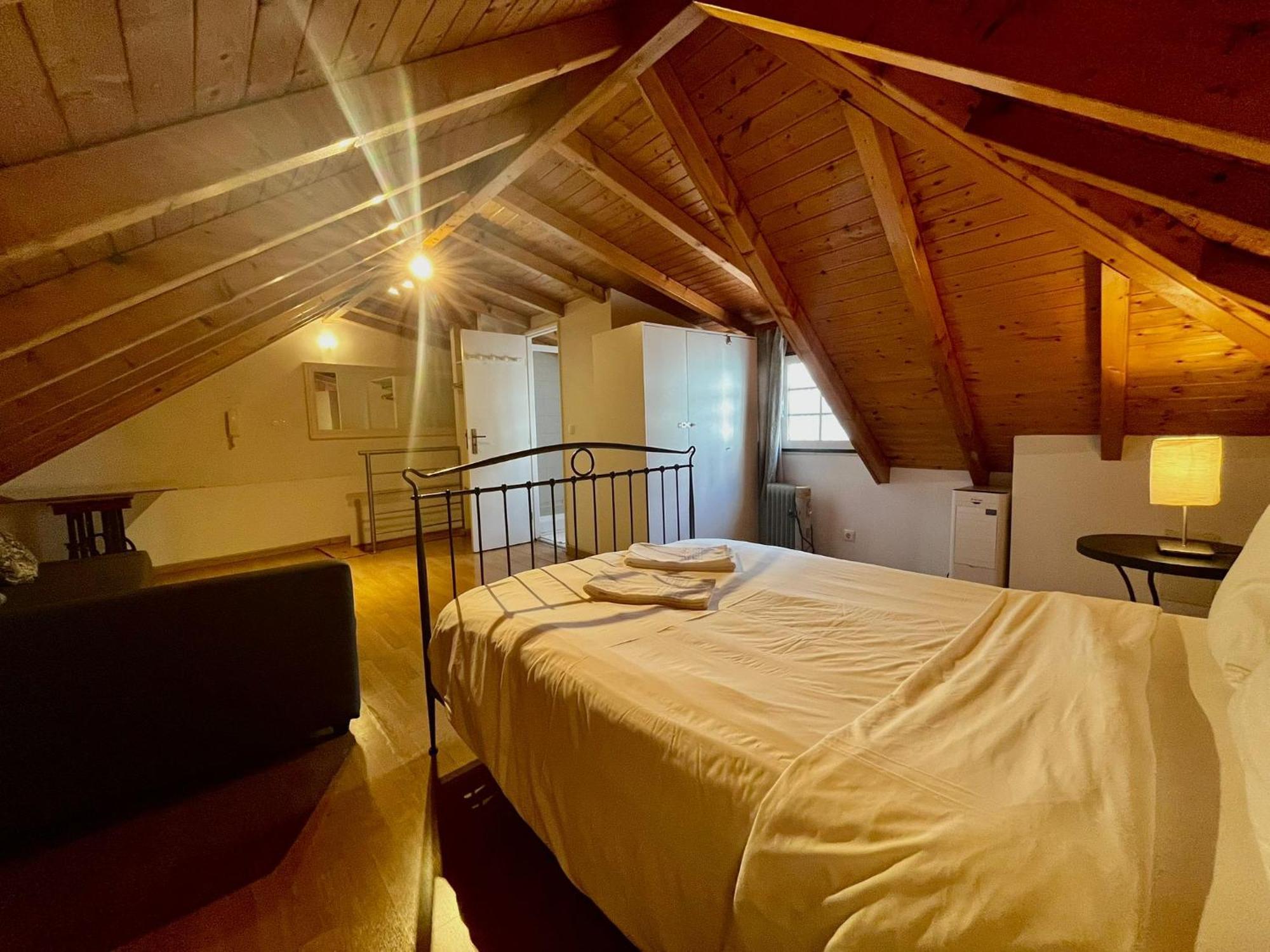 Travessa da Madalena - 2 Bedroom Apartment Lisbona Esterno foto